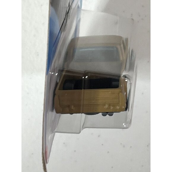 Hot Wheels Mazda REPU J-Imports Brown Wave Graphic JDM Truck 2024 Diecast 1:64 - Picture 5 of 6